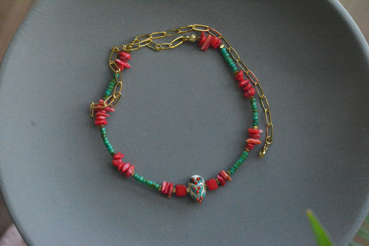 Coral Contrast Kolye