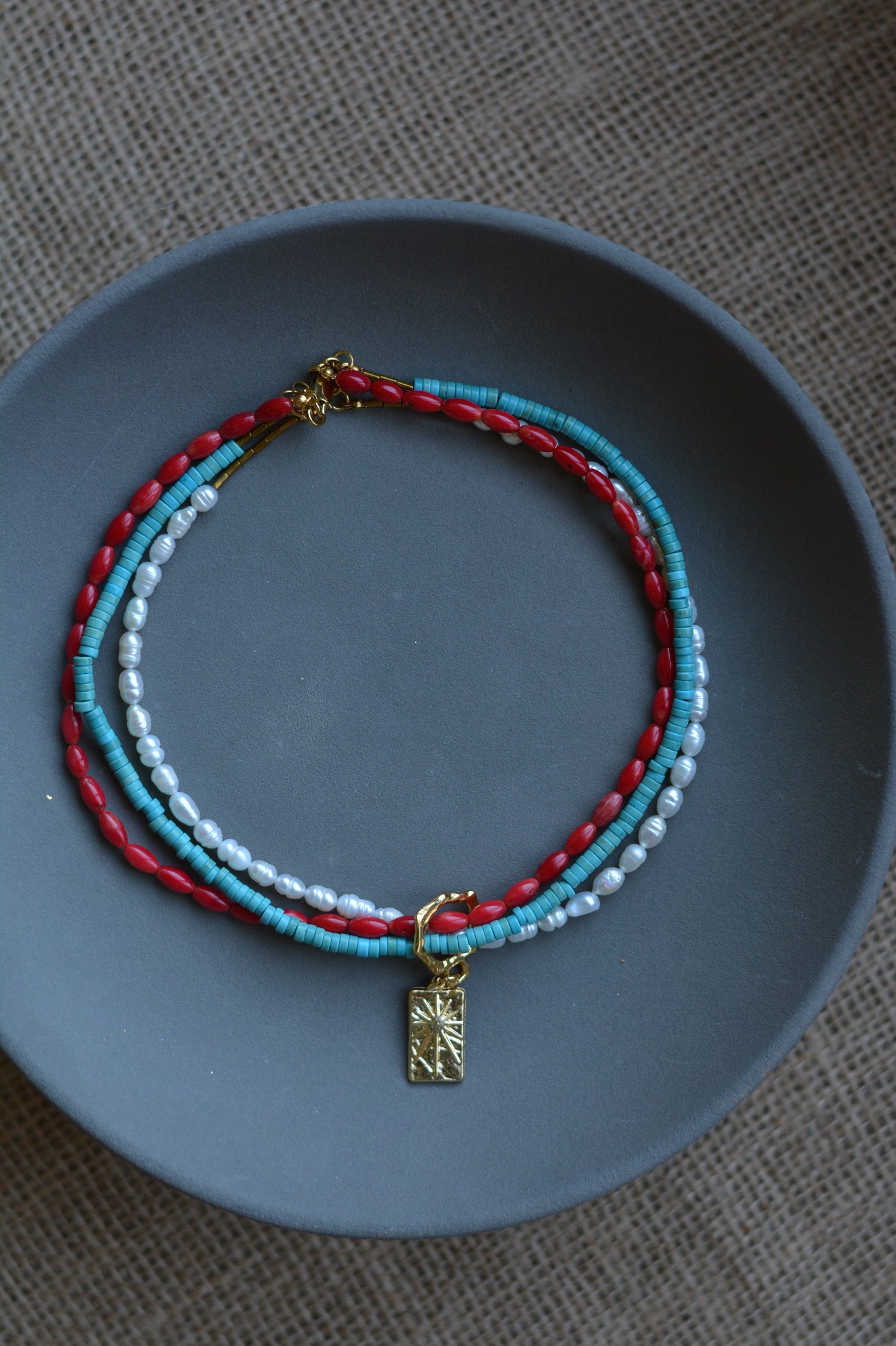 inci mercan turkuaz dogaltas kolye