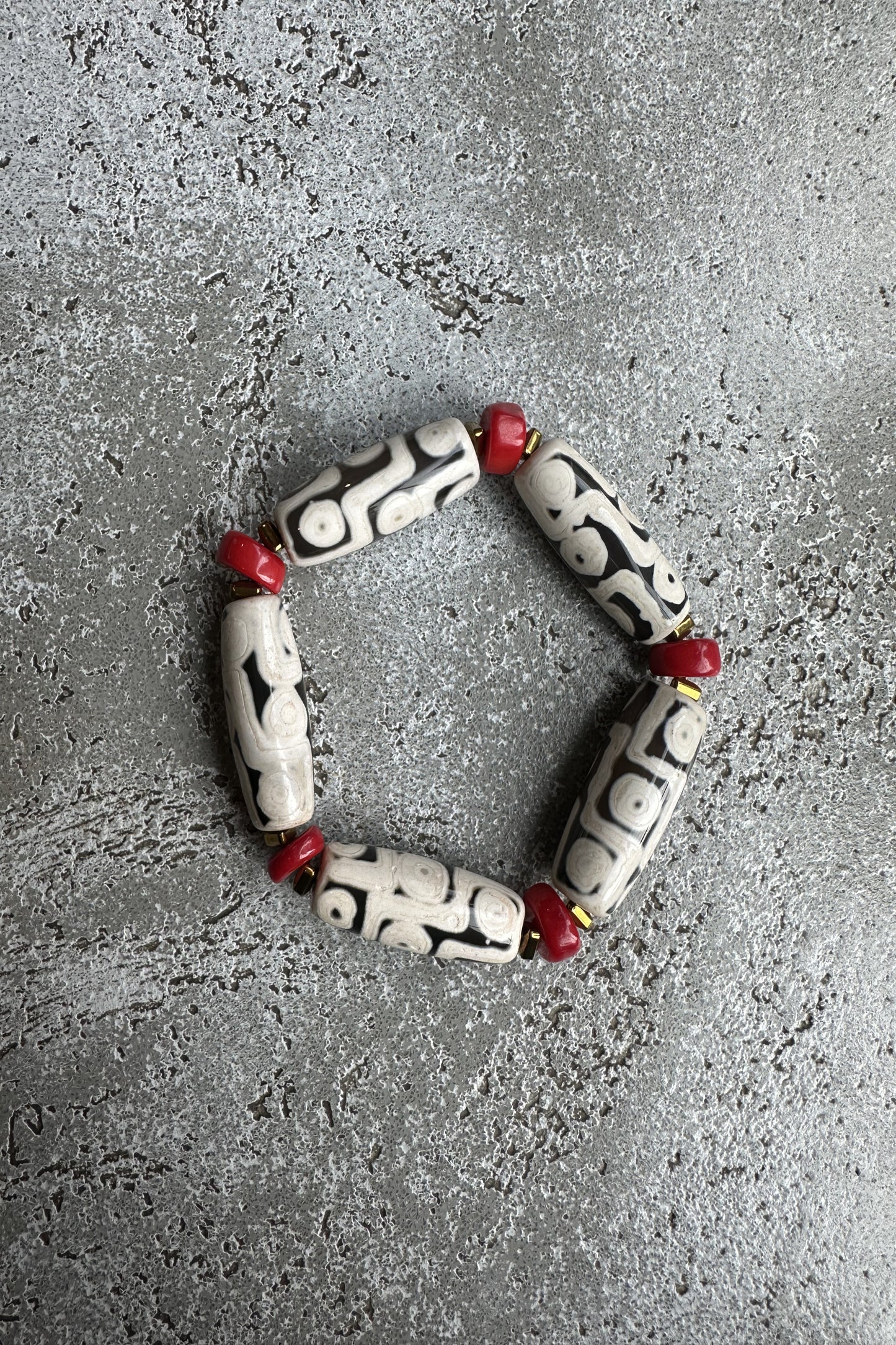 Tibetian Ember Bileklik